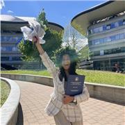 sono una ragazza appassionata di materie umanistiche e inglese, laureata in Giurisprudenza. Se hai bisogno di aiuto, contattami!